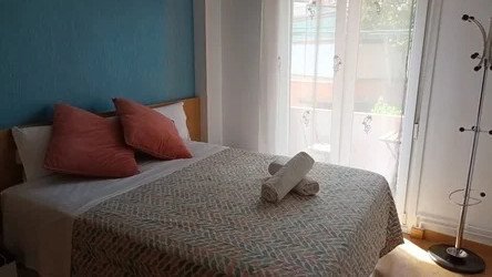 https://pensionlaestacion.com/jomres/uploadedimages/1/rooms/12/1405-002.jpg